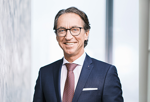 Chief Executive Officer Dr. Leonhard Schitter (Chairman of the Management Board) (photo)
